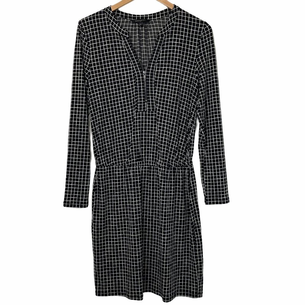 BANANA REPUBLIC Black Half Zip Dress with pockets